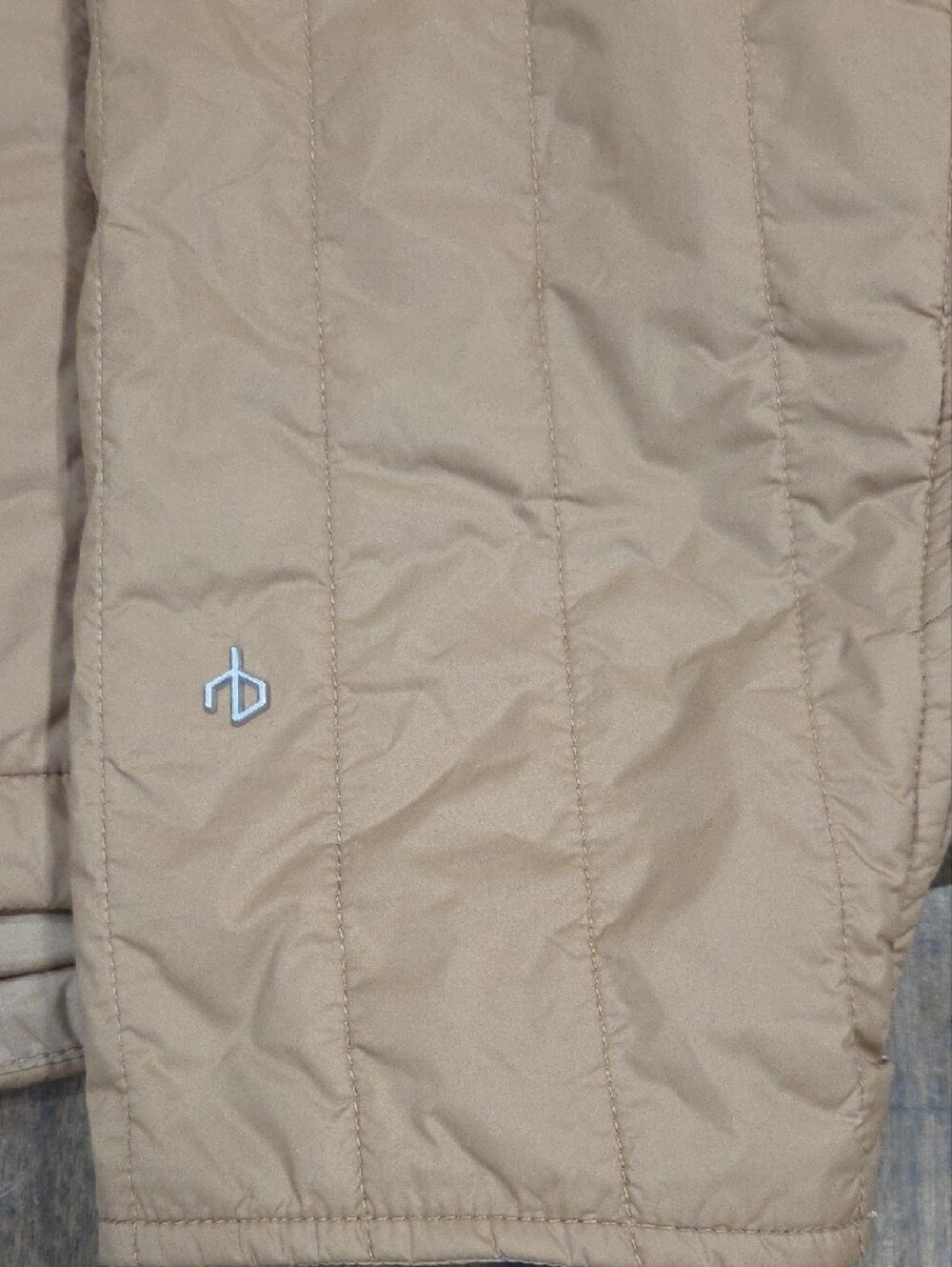 rag & bone Quilted Lightweight Jacket in Tan - Picture 4 of 8